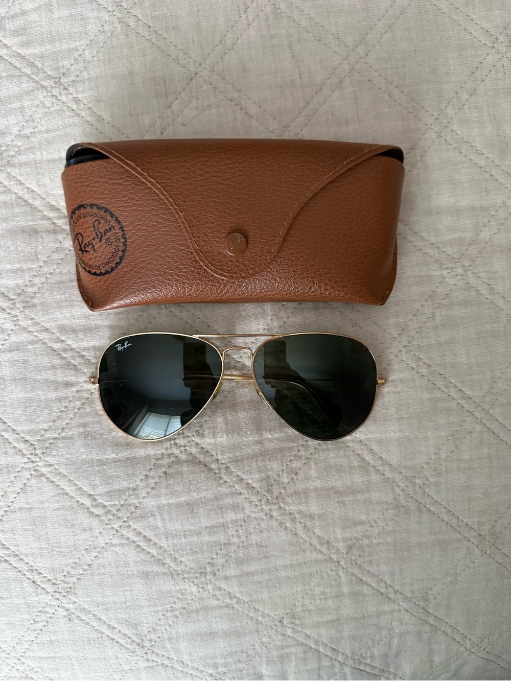 Ray-Ban Aviator Sunglasses - Gold Frame